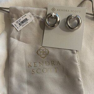Mikki Metal Hoop Earrings in Silver